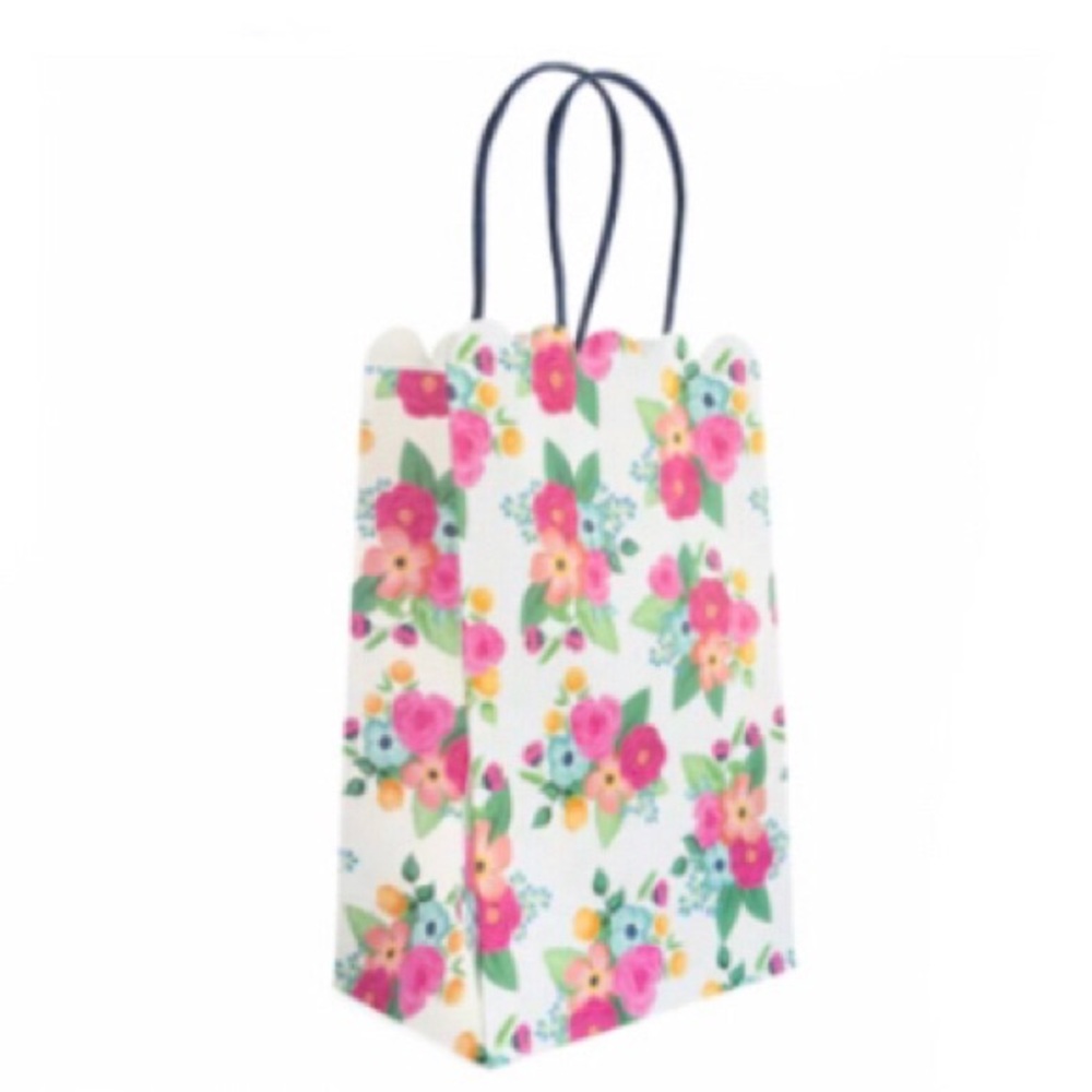 Celebrate It Garden Charm 8.5" Scalloped Gift Bags (651683), 10 ct